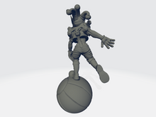 Load image into Gallery viewer, Crosslances - Goblin Circus - Goblin Lineman #9
