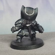 Load image into Gallery viewer, Capsule Chibi - Black Panther Knight (Hammer Shield)
