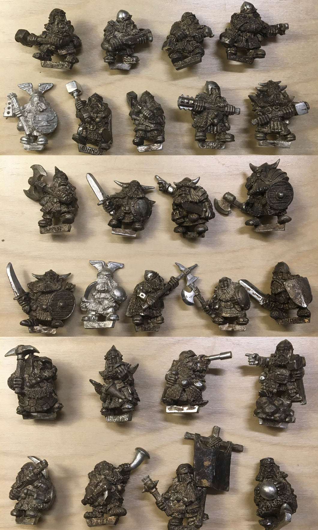 Heartbreaker Fantasy Armies - Kev Adams 26 Dwarf Army (resin)