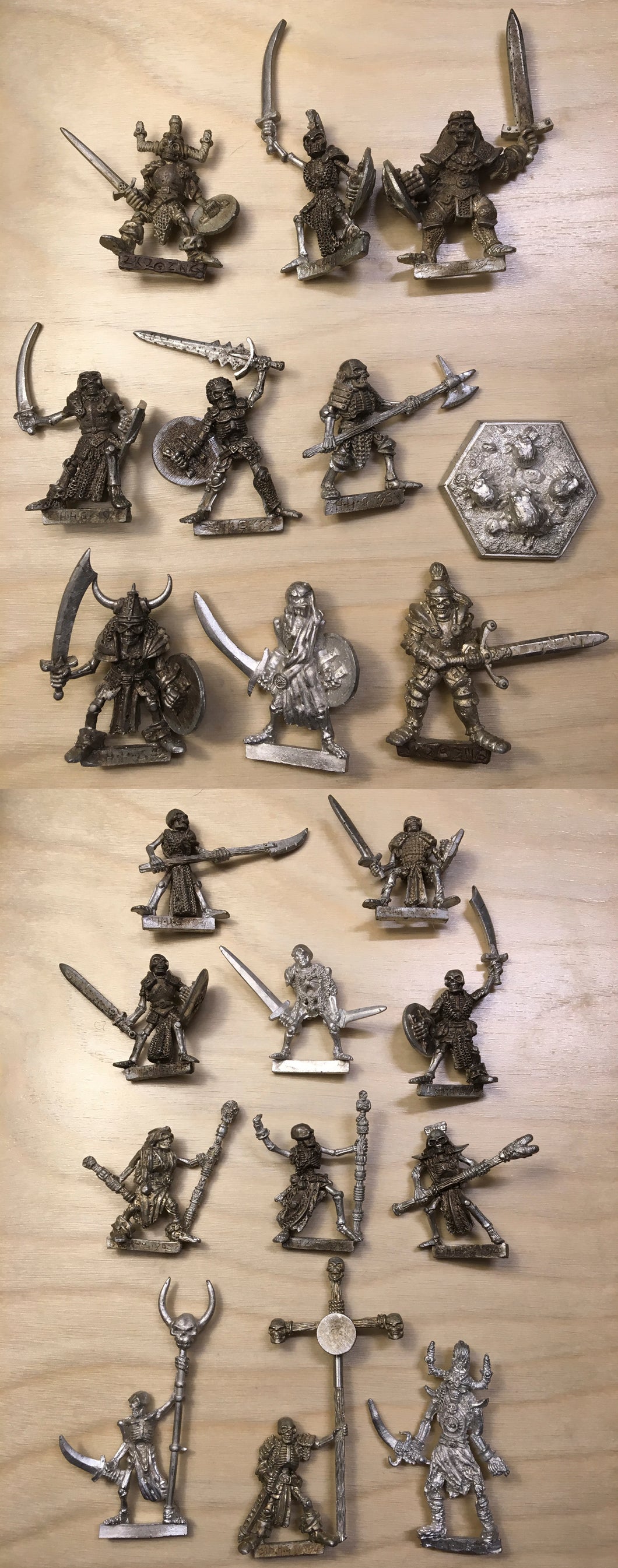 Heartbreaker Fantasy Armies - Phil Lewis 21 Undead Army (resin)