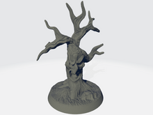 Load image into Gallery viewer, Dice Heads - Spooky Tree
