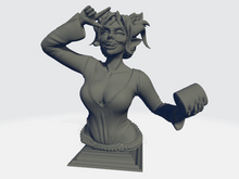 Load image into Gallery viewer, Bella Nacht - Demi Demon Daphne Bust
