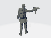 Load image into Gallery viewer, Tharyon Braz - Grizzled Mercenary
