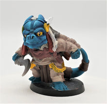 Load image into Gallery viewer, Capsule Chibi - Slayer - Lizardman Shaman
