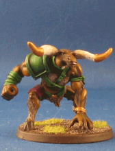 Load image into Gallery viewer, Middle Kingdoms - Minotaur w/ 5 heads (Metal) MK_PFM5
