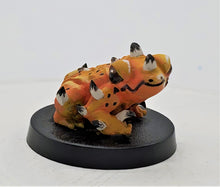 Load image into Gallery viewer, Capsule Chibi - Slad / Frog / Toad
